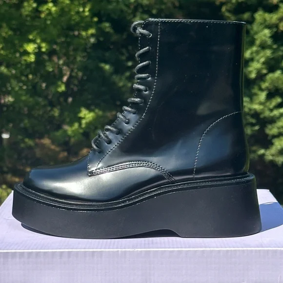 Womens Black Madden Girl Lace Up Boot NEW - Womens 6.5 and 8 (Youth 5 and 6.5) - Picture 2 of 7